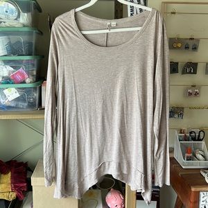 Beige loose comfy shirt